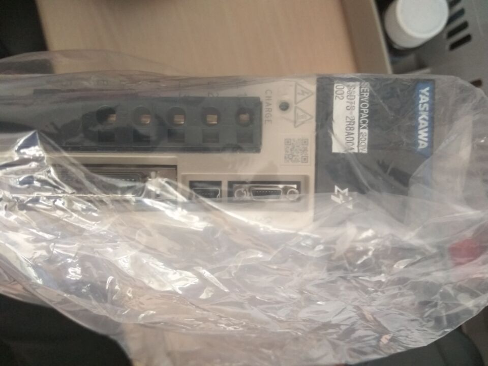 安川伺服驱动器